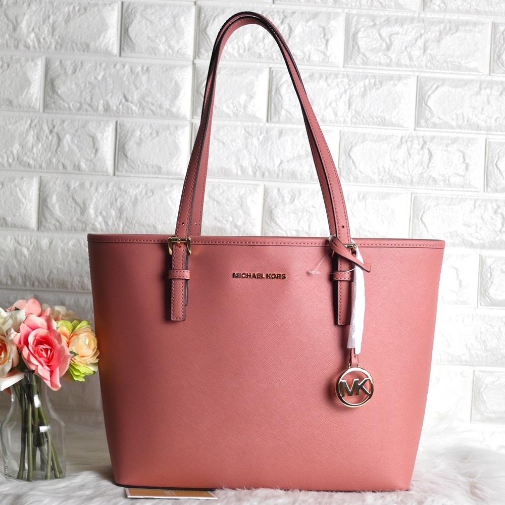 Michael Kors Carryall Tote - Picture 1 of 6